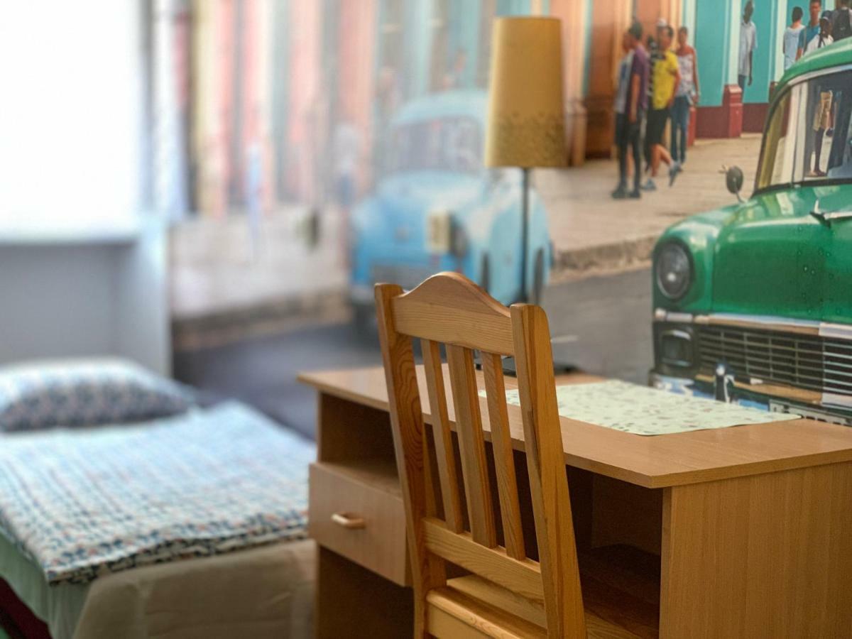 Hostel Aleje 28 크라쿠프 외부 사진